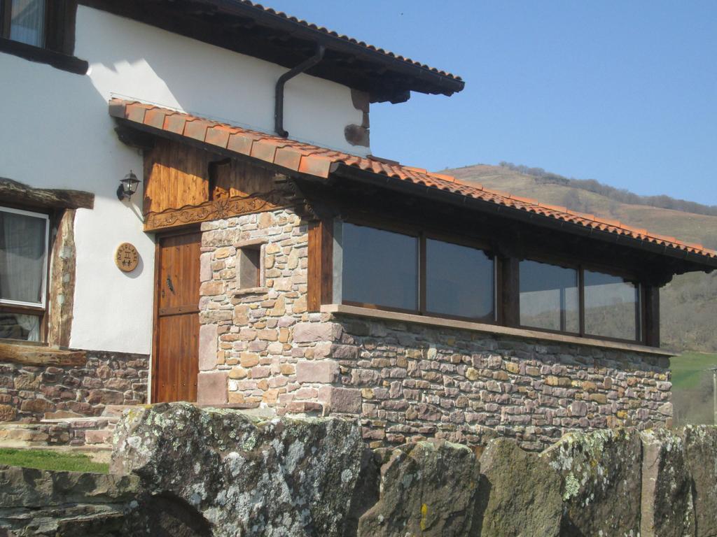 Apaiolarre Guest House Zuaztoy de Azpilcueta Phòng bức ảnh